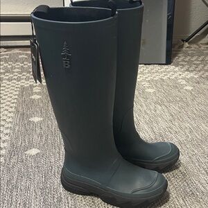 Bass Outdoor Womens Field Rainboots Size 5